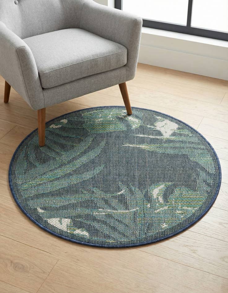 Detail image of 3' 3 x 3' 3  Washable Baja Indoor / Outdoor Round Rug
