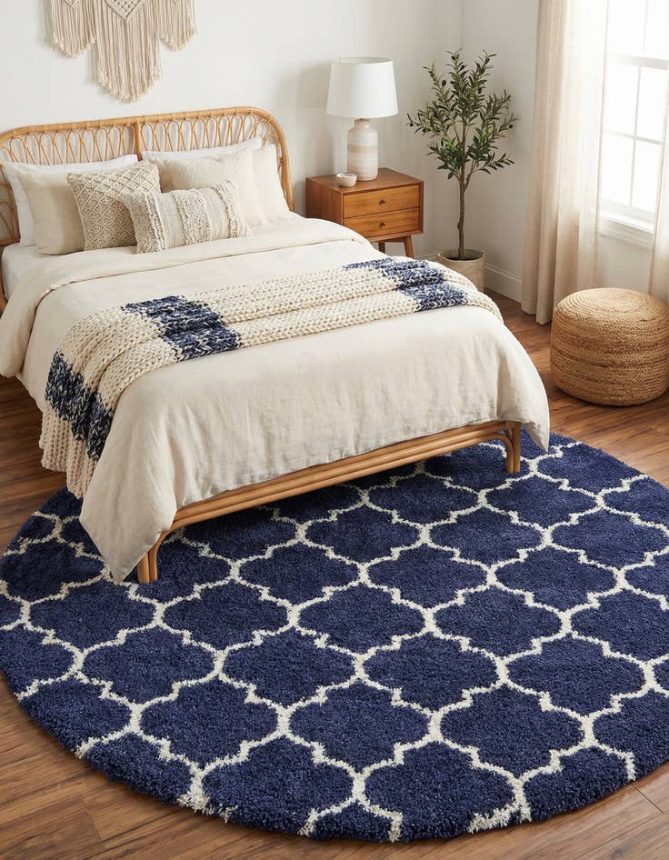 Detail image of 8' x 8' Marrakesh Shag Round Rug