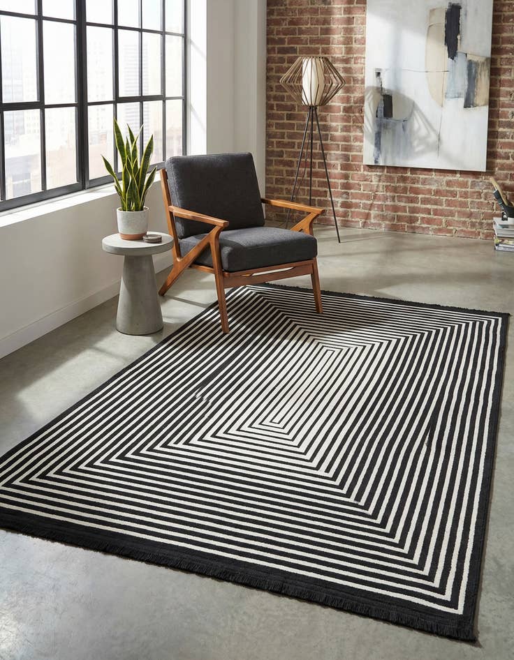 Detail image of 4' x 6' Milano Rug