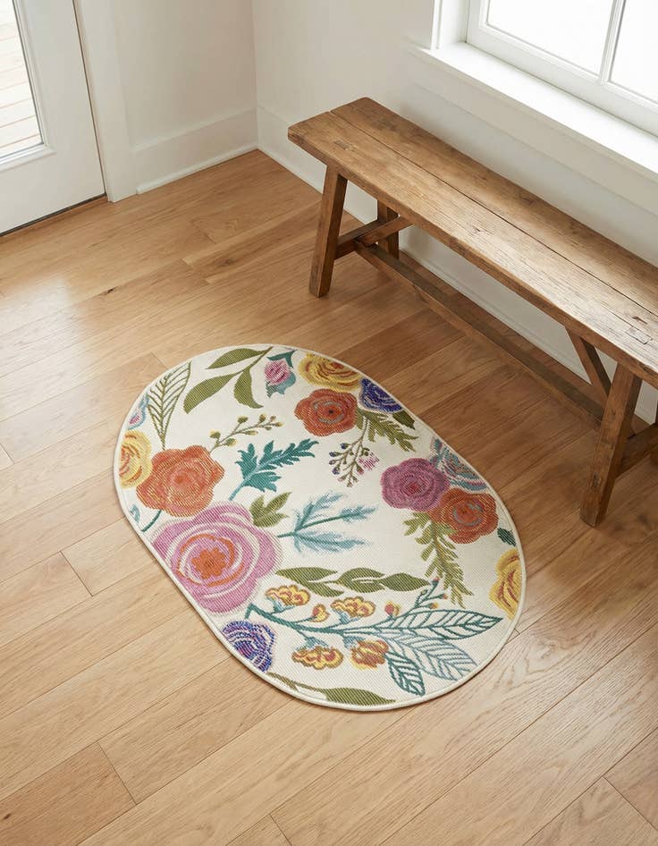Detail image of 2' x 3' Blossom Oval Rug