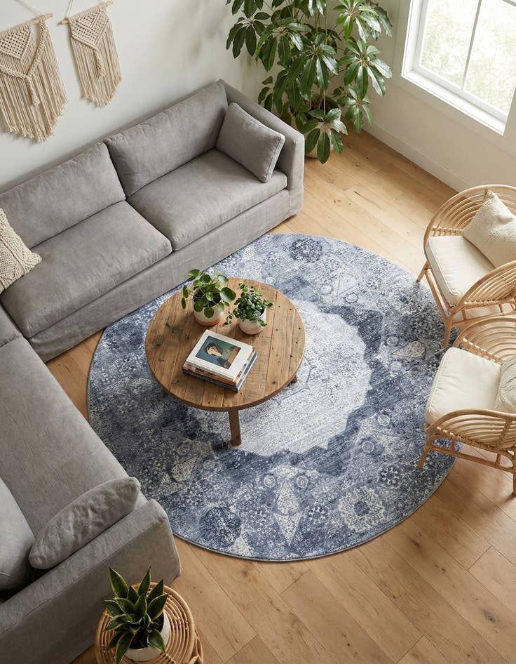 Detail image of 6' x 6'  Washable Yara Round Rug