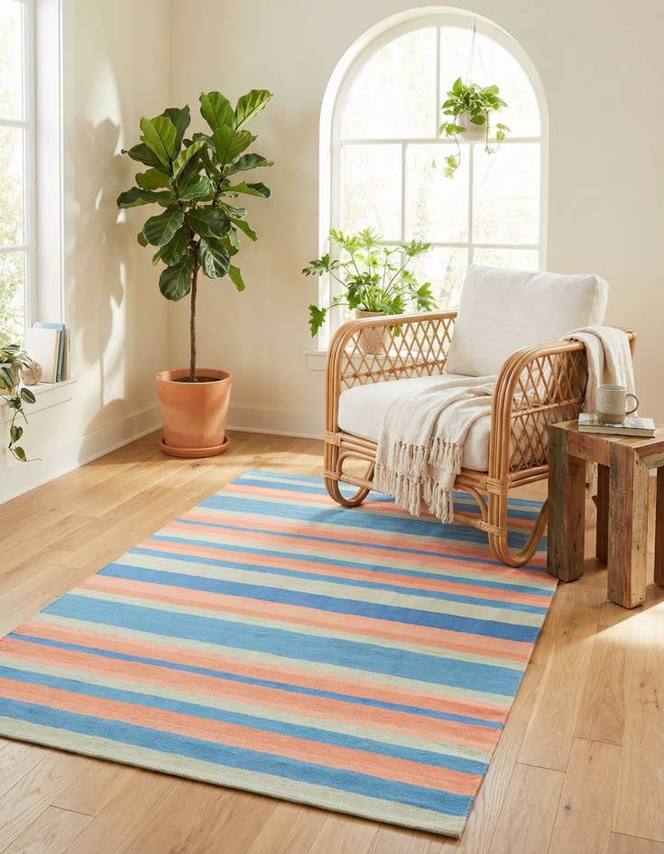 Detail image of 4' 1 x 6' 1 Hand Woven Flatweave Cotton Dhurrie Rug