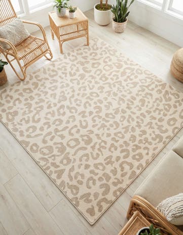 Ivory Contour Square Rug