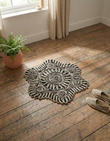 2' x 2' Handmade Braided Jute Round Rug