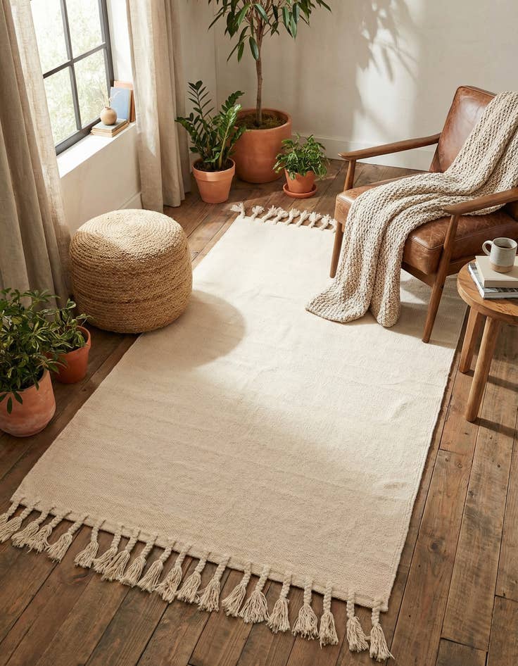 Detail image of 4' 1 x 6' 1  Hand Woven Chindi Cotton Rug