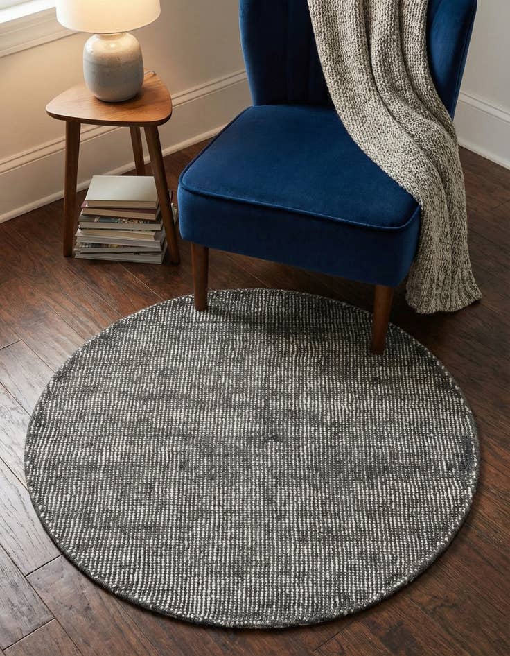 Detail image of 3' 1 x 3' 1  Hand Woven Jill Zarin English Manor Farmhouse Wool Round Rug