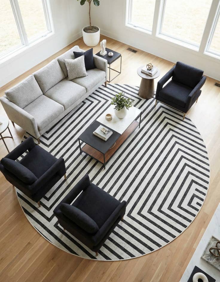 Detail image of 10' x 10'  Washable Modern Indoor / Outdoor Round Rug