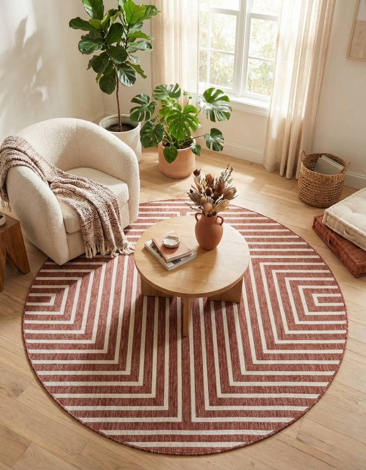 Detail image of 6' x 6' Easy-Clean Modern Indoor / Outdoor Round Rug