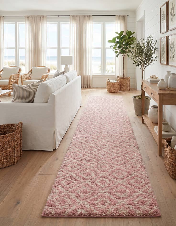 Detail image of 3' 3 x 16' 5 Trellis Shag Runner Rug