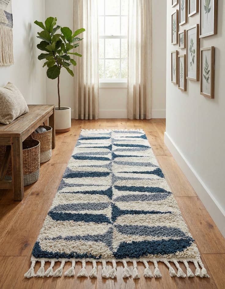 Detail image of 2' 7 x 8' 2 Lagom Shag Runner Rug