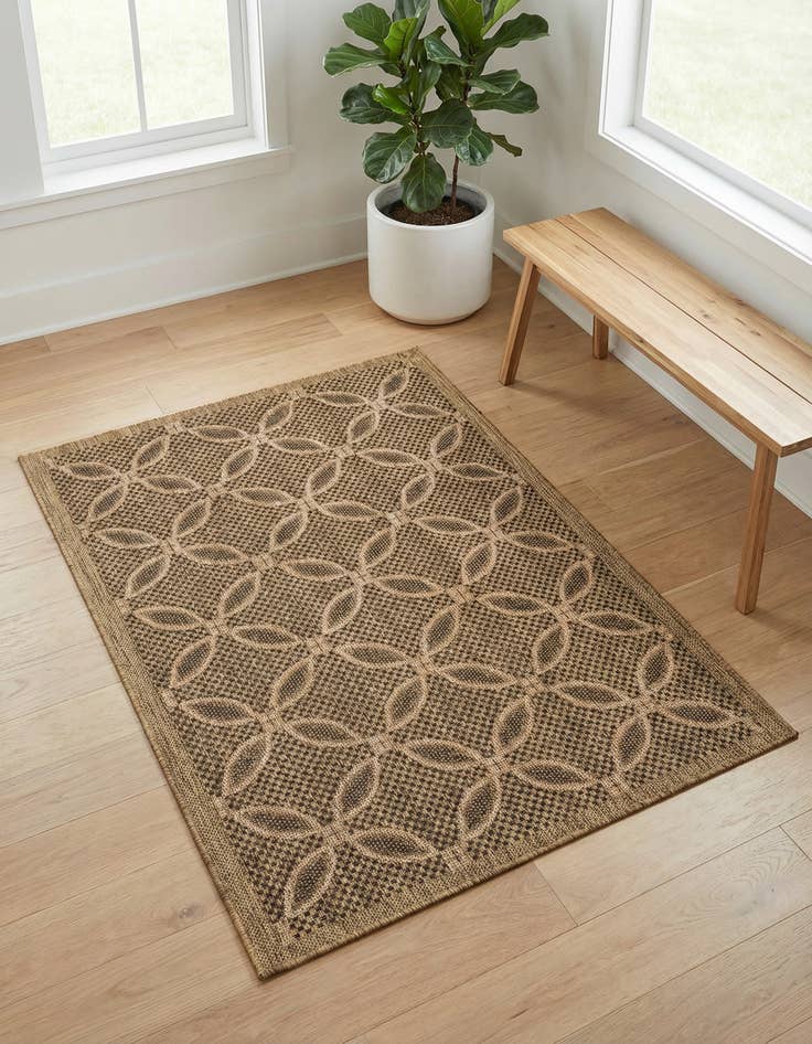 Detail image of 3' 3 x 5' Washable Lattice Indoor / Outdoor Rug
