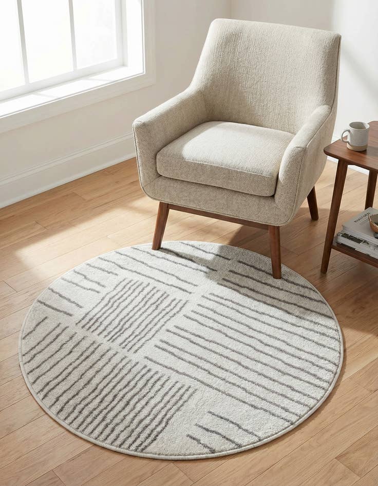 Detail image of 3' x 3' Hanahan Round Rug