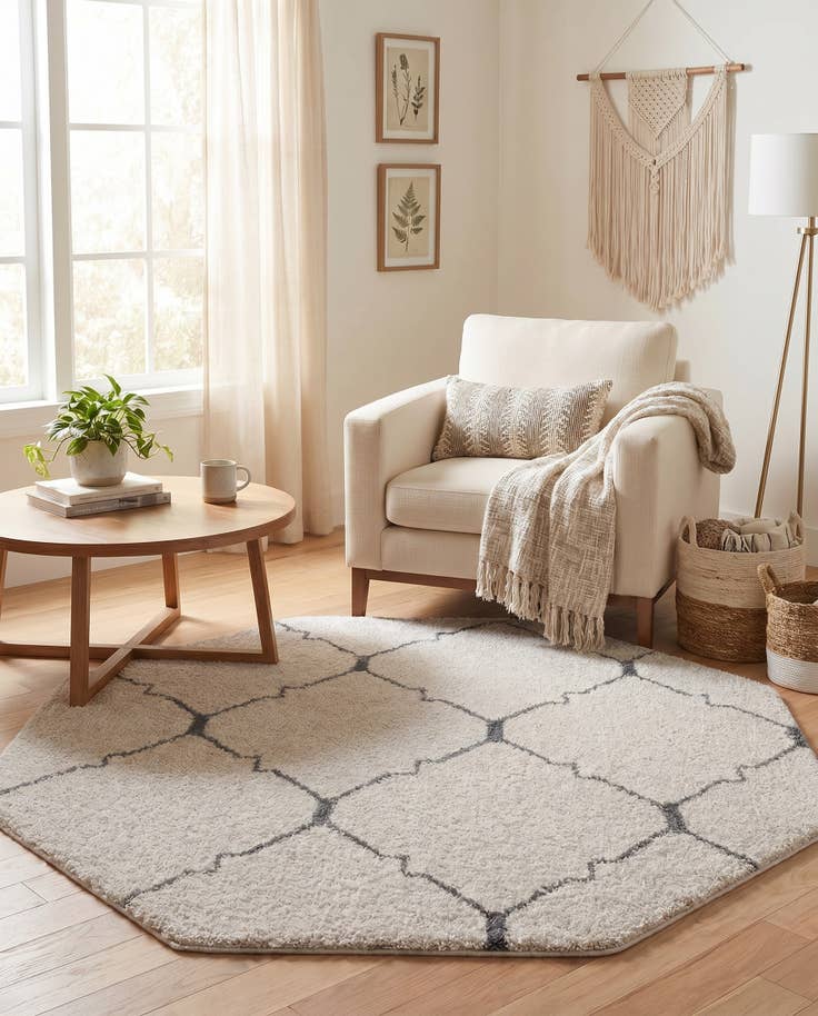 Detail image of 5' 3 x 5' 3 Moroccan Shag Octagon Rug