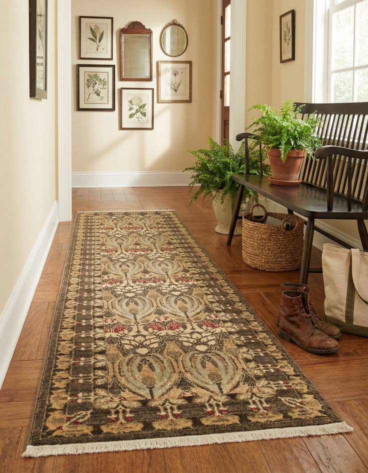 Detail image of 2' 7 x 10' Kensington Runner Rug