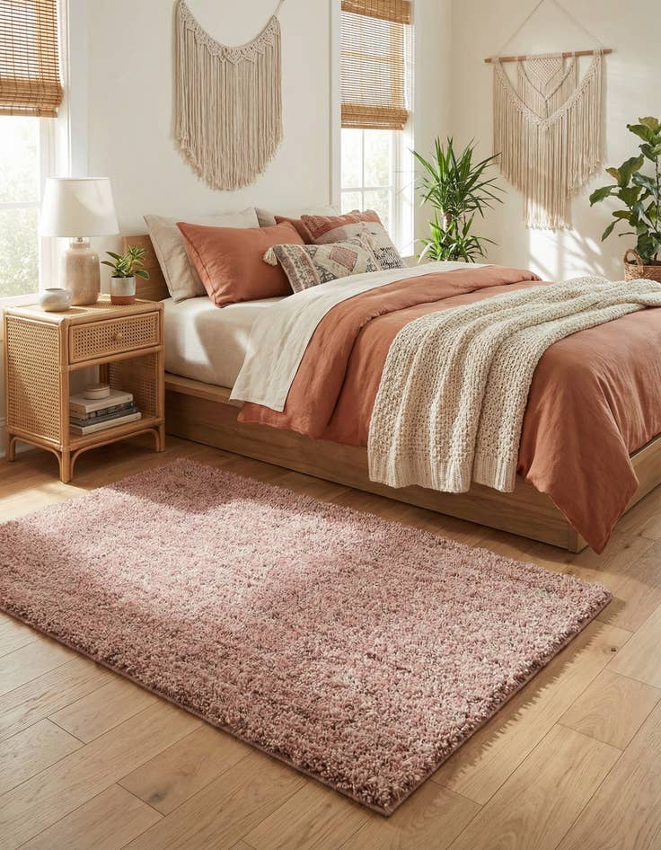 Detail image of 3' 3 x 5' 3 Jill Zarin Shaggy Chic Rug