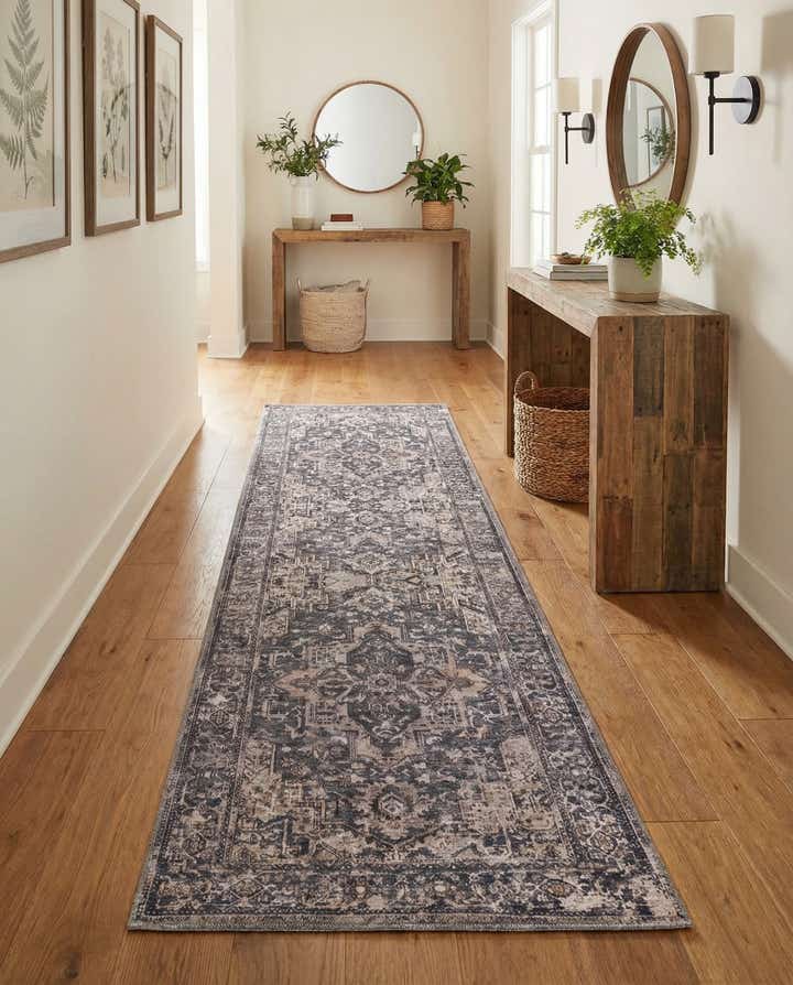 2' 7 x 10' Yara Runner Rug