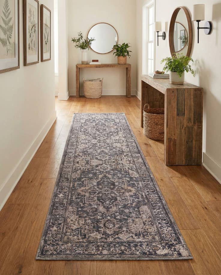 Detail image of 2' 7 x 10' Yara Runner Rug