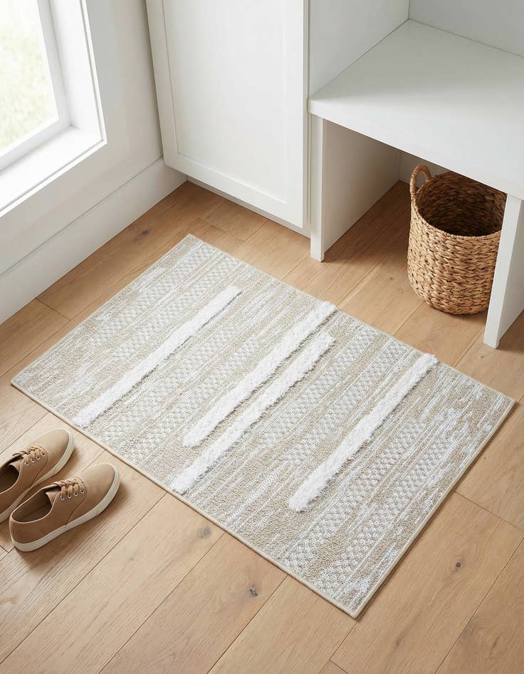 Detail image of 2' 3 x 3' Abbey Rug