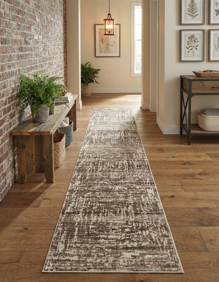 Detail image of 2' 6 x 13' Hermitage Runner Rug