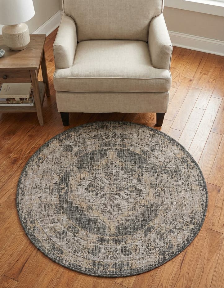 3' x 3' Easy-Clean Traditional Indoor / Ou...