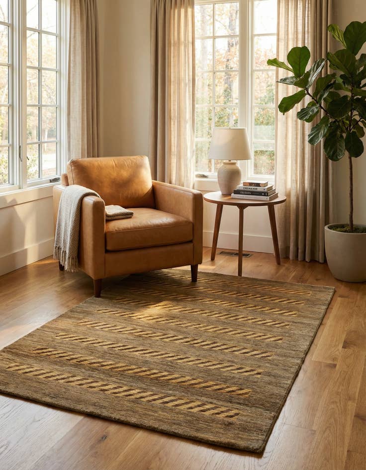 Detail image of 3' 11 x 5' 10 Hand Knotted Modern Ziegler Oriental Rug