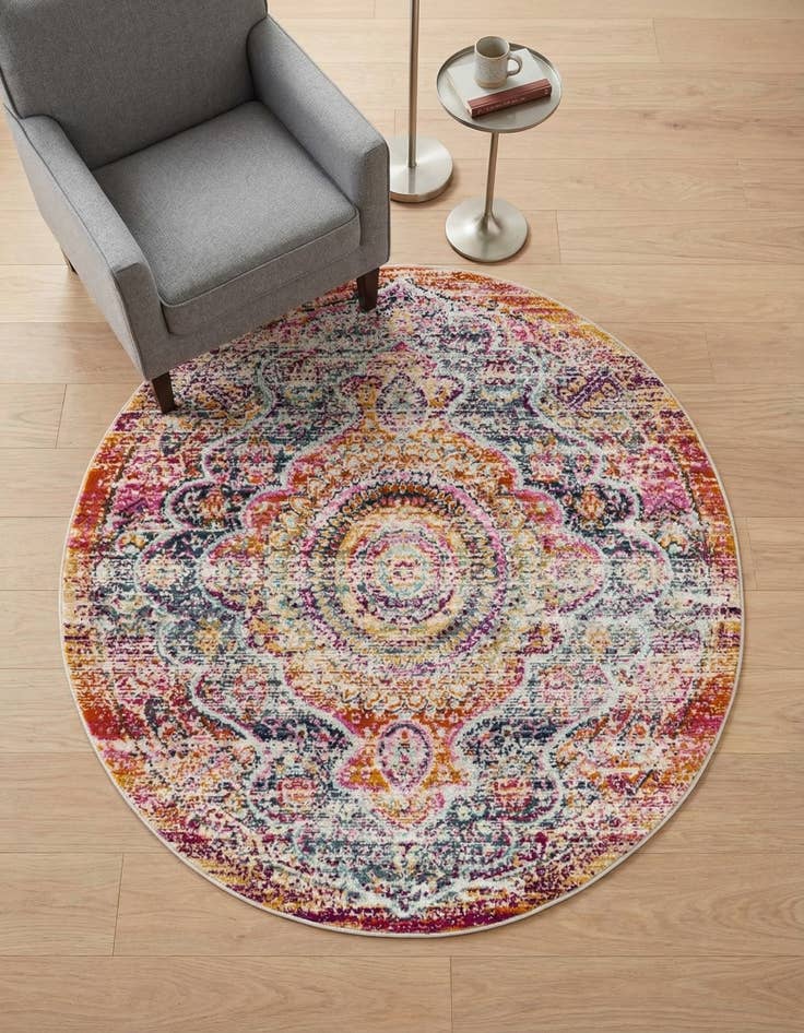 Detail image of 3' 7 x 3' 7 Budapest Round Rug