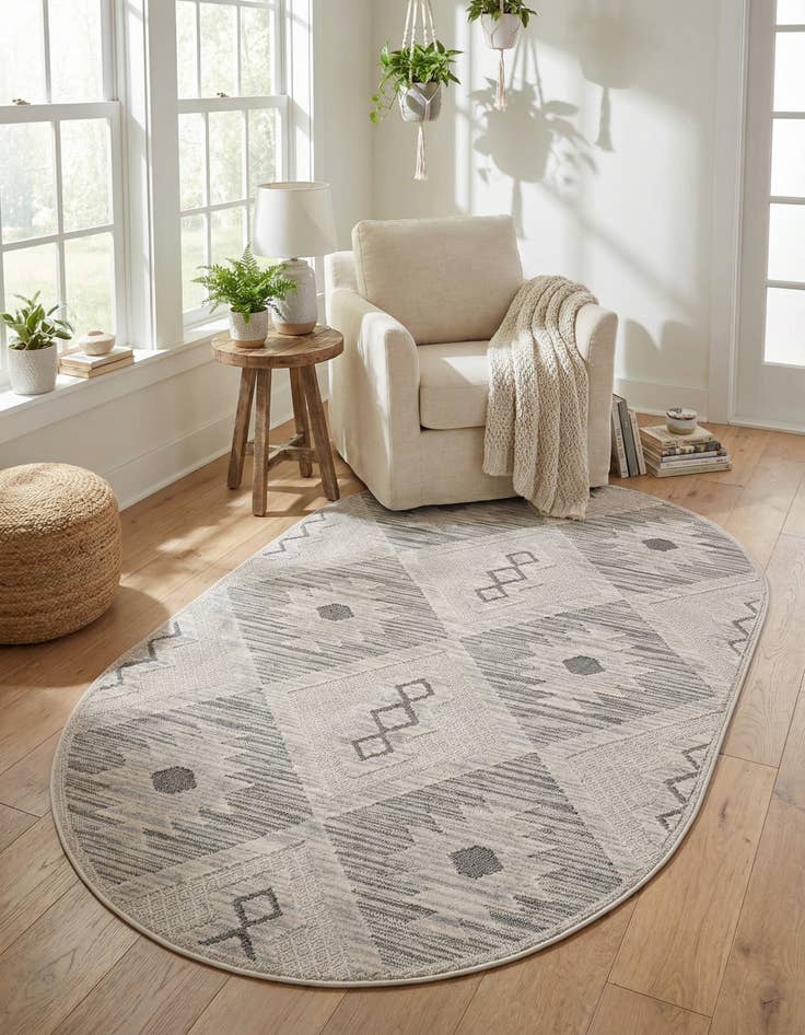 Detail image of 5' 3 x 8' Arlo Oval Rug