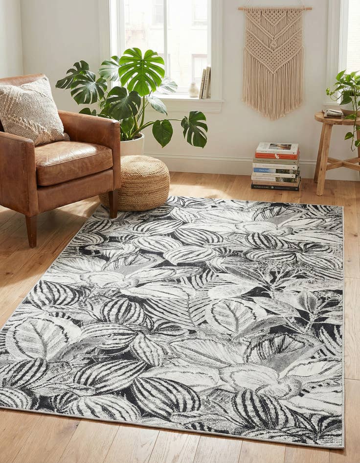 Detail image of 4' x 6' Blossom Rug