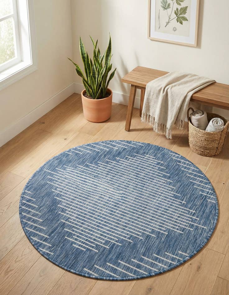 Detail image of 3' x 3' Washable Modern Indoor / Outdoor Round Rug