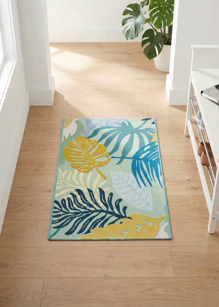 2' x 3' Easy-Clean Botanical Indoor / Outdoor Rug