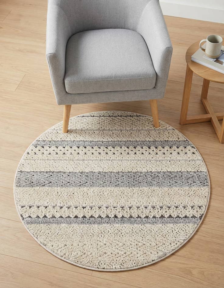 Detail image of 3' 3 x 3' 3 Arlo Round Rug