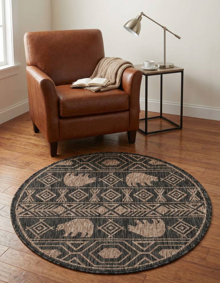 Detail image of 3' x 3' Washable Southwestern Indoor / Outdoor Round Rug