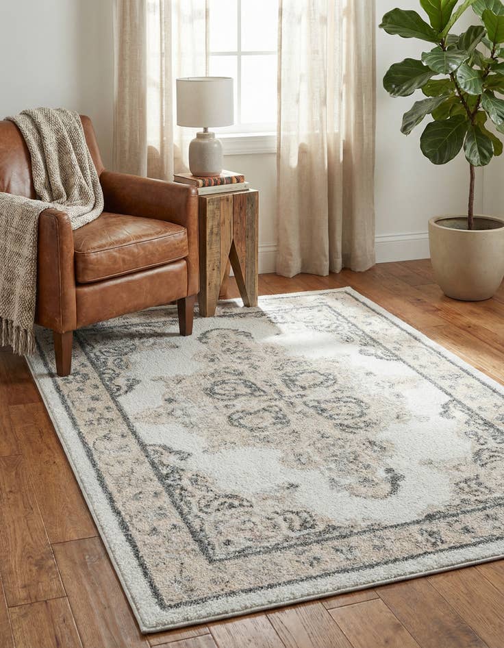 Detail image of 3' 3 x 5' 3 Parker Rug