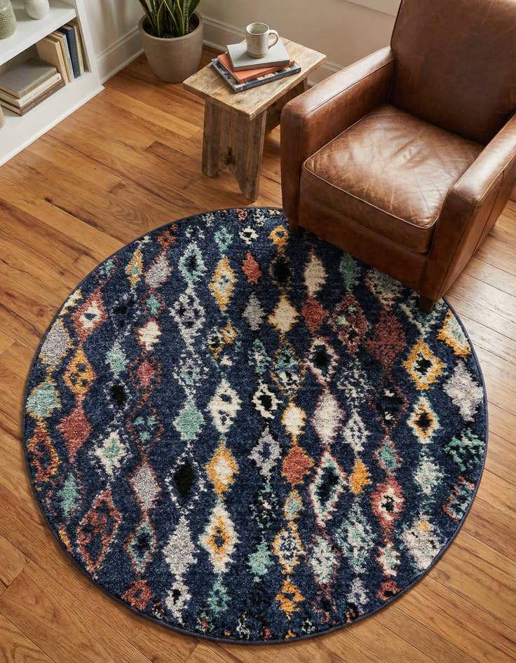 Detail image of 4' x 4' Morocco Round Rug