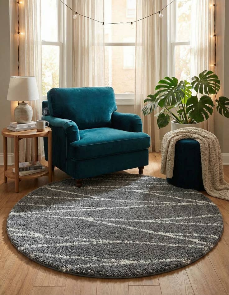 Detail image of 7' x 7' Serenity Shag Round Rug