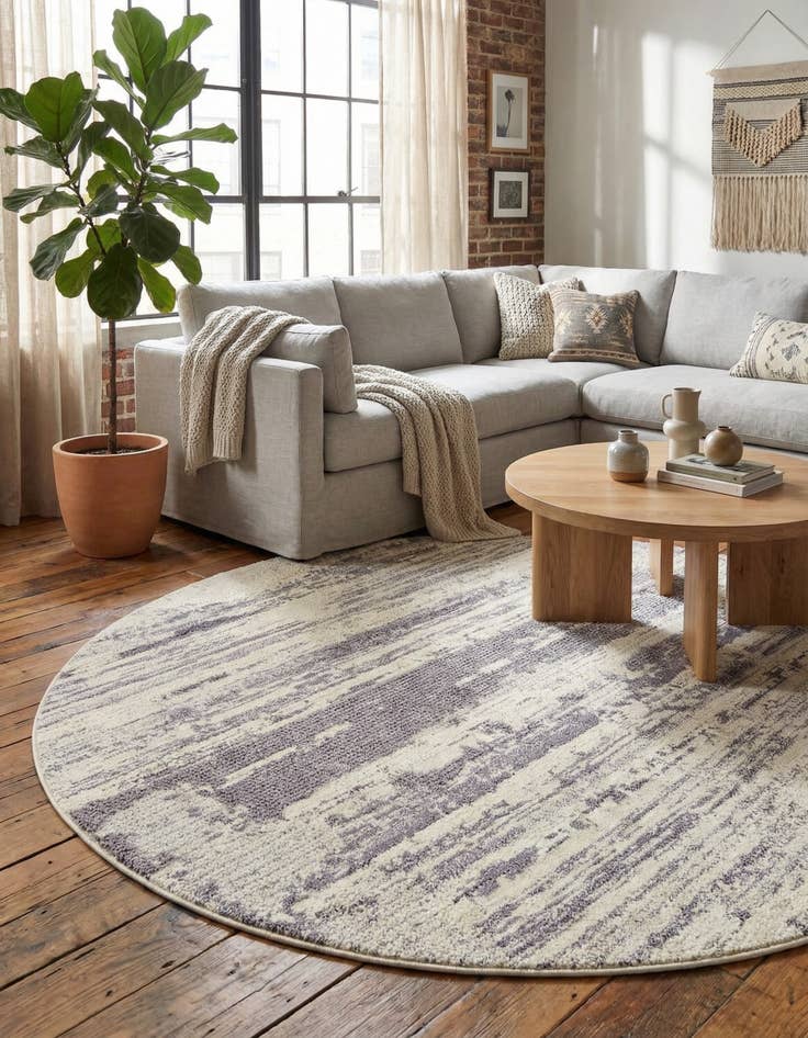 Detail image of 7' x 7' Cherokee Round Rug