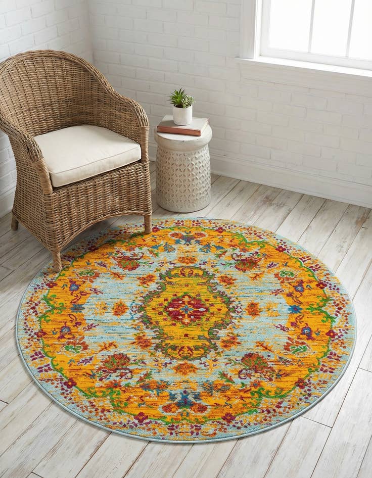 Detail image of 4' x 4' Calypso Round Rug
