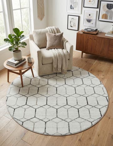 White Lattice Trellis Round Rug