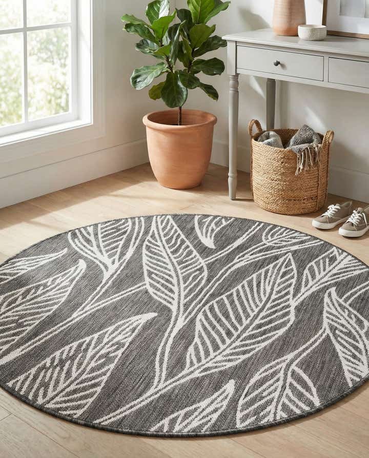 4' x 4' Easy-Clean Botanical Indoor / Outdoor Round Rug