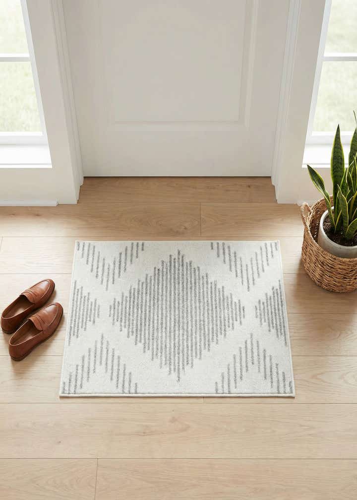 2' x 3' Kai Rug