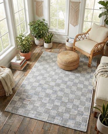  5' 1 x 8'  Hand Woven Chindi Cotton Rug