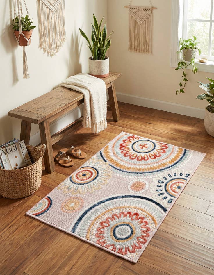 Detail image of 2' 2 x 3'  Washable Botanical Indoor / Outdoor Rug