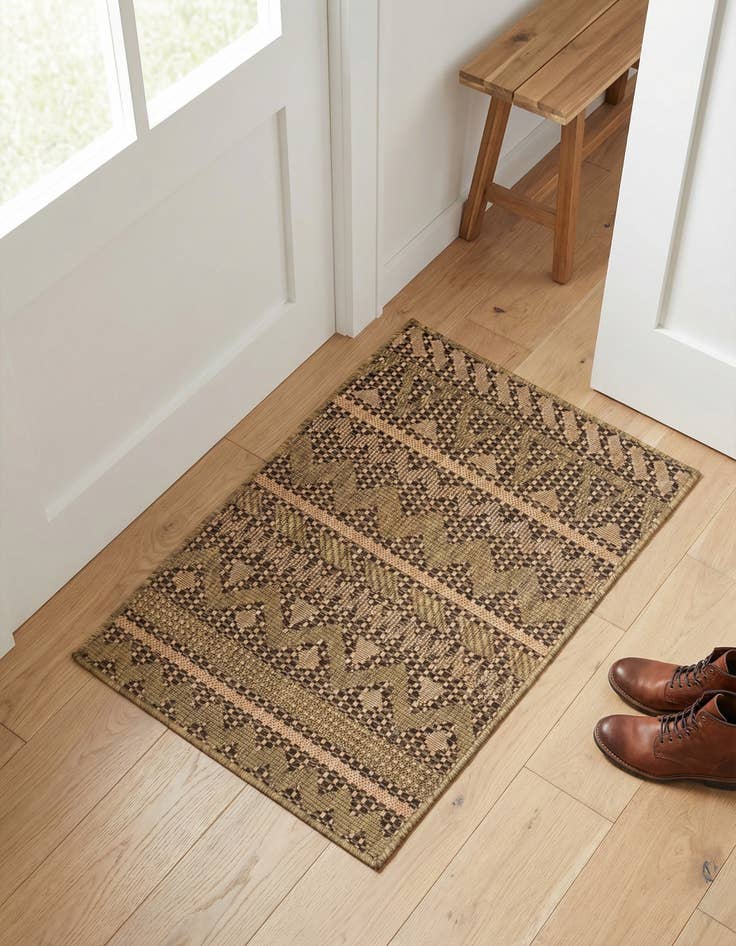 Detail image of 2' x 3'  Washable Modern Indoor / Outdoor Rug