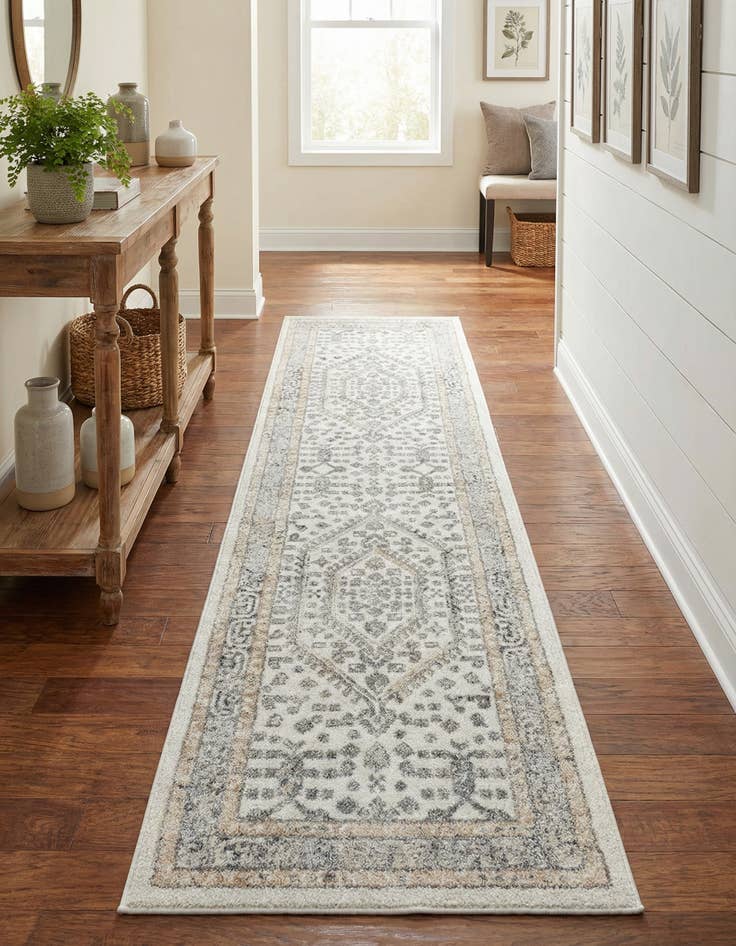 Detail image of 2' 7 x 10' Aurelia Runner Rug