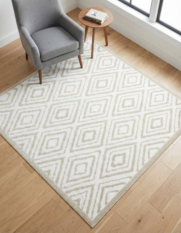 Detail image of  5' 3 x 5' 3 Hermitage Square Rug