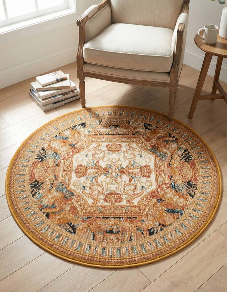Detail image of 3' 3 x 3' 3 Easy-Clean Traditional Indoor / Outdoor Round Rug