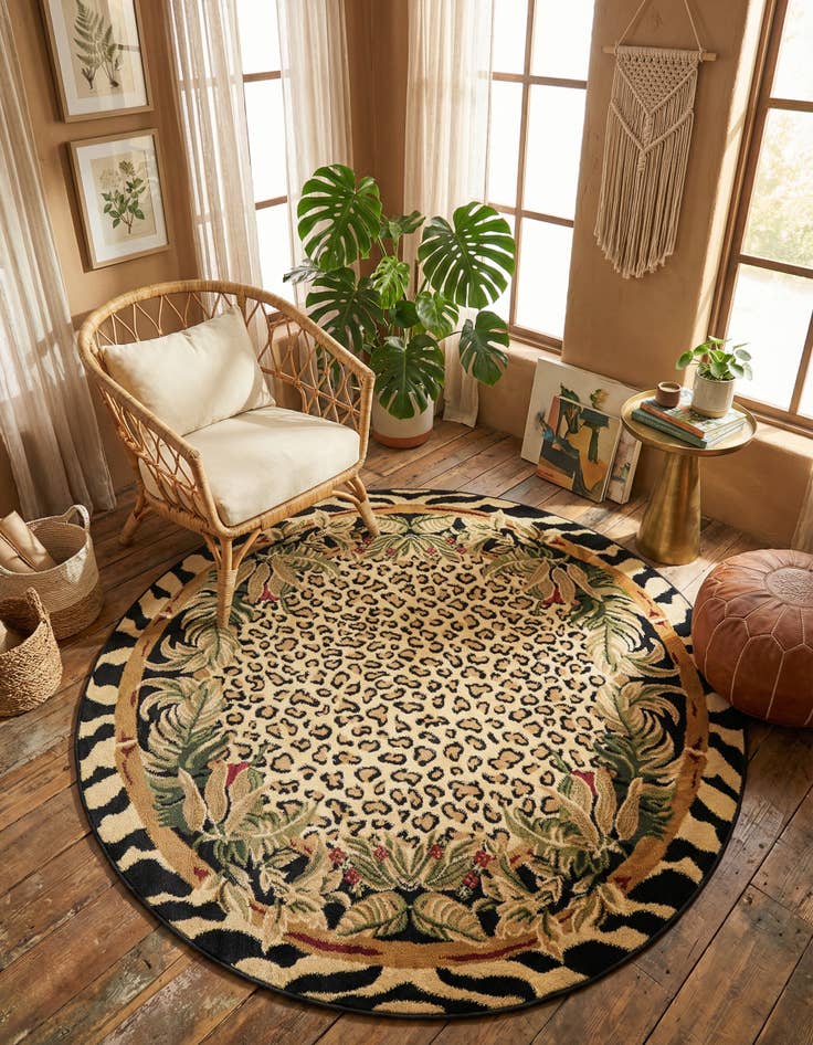 Detail image of 5' 3 x 5' 3 Savannah Round Rug