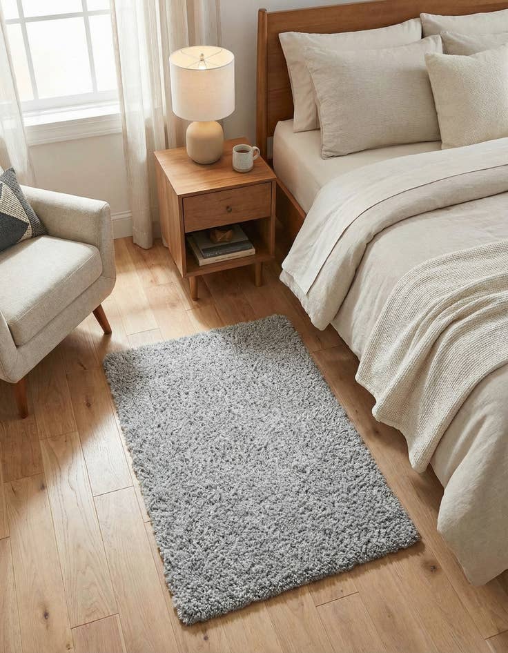 Detail image of 3' 2 x 5' 2 Zermatt Shag Rug