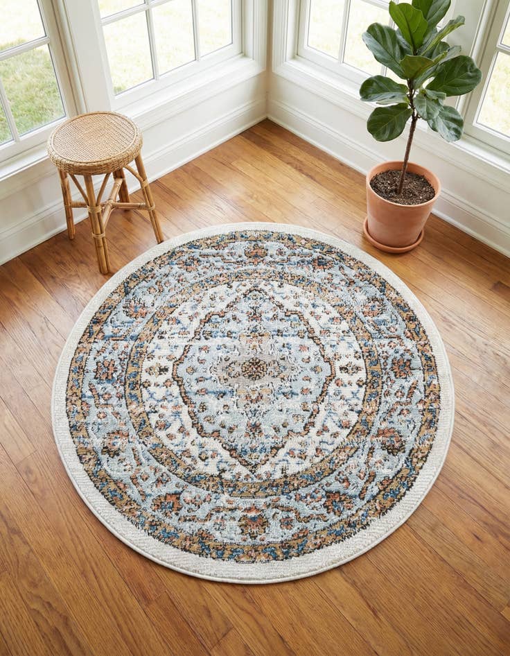 Detail image of 3' 3 x 3' 3 Nyla Round Rug