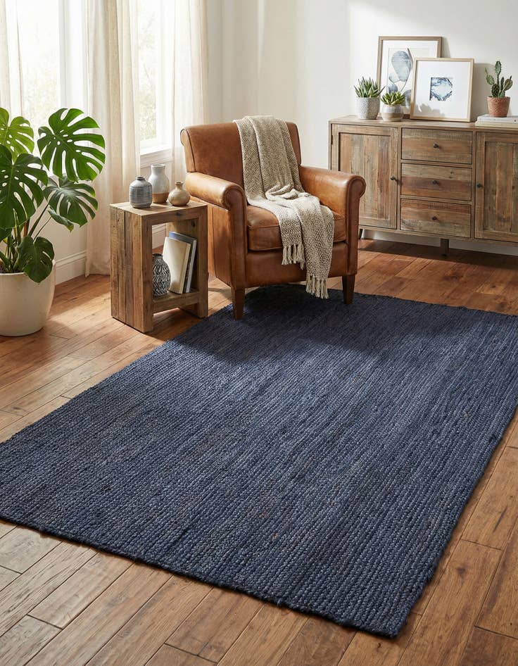 Detail image of 5' 1 x 8' Handmade Braided Jute Rug